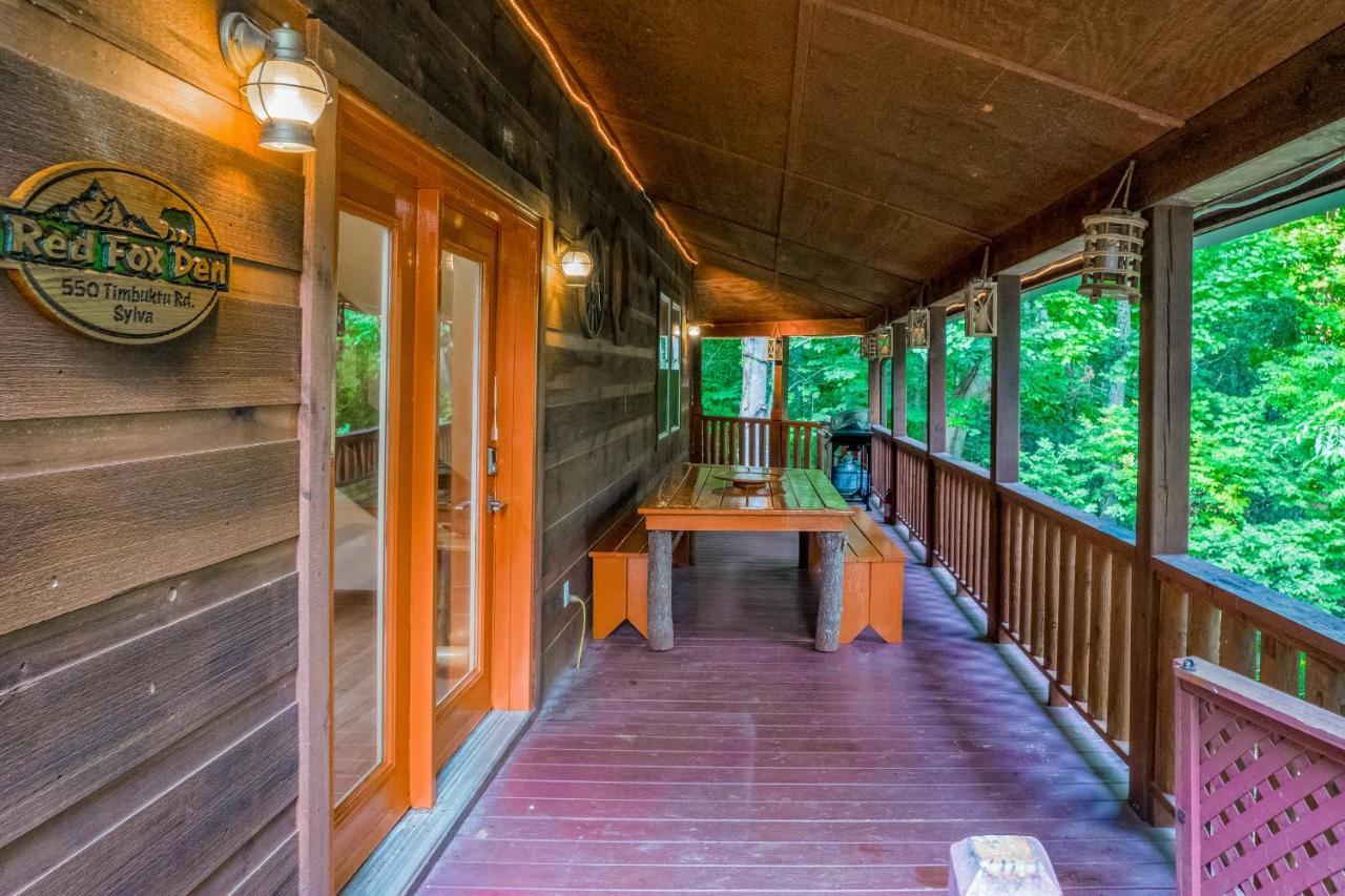 Villa Red Fox Den Sylva Exterior foto